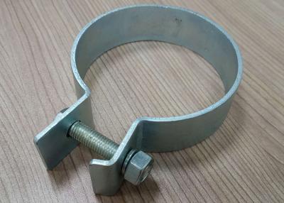 Chine Brides de tuyau résistantes d'Exhuast 2.0mm de pièces d'auto avec le boulon simple à vendre