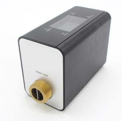 中国 スマートなWiFi水漏出探知器、取り替え可能な電池が付いている水センサー警報 販売のため