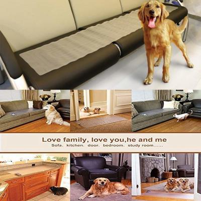 Chine Le matériel de formation d'intérieur de décharge électrique de tapis de formation d'animal familier de chien capitonne le tapis imperméable à vendre