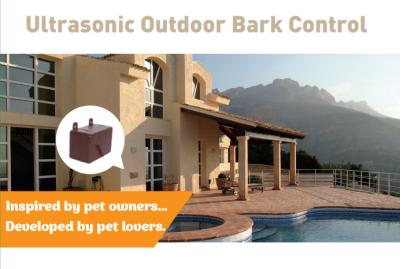 China Ultrasoni outdoor strongest ultrasonic dog repeller pet owners  pet lovers Training for sale
