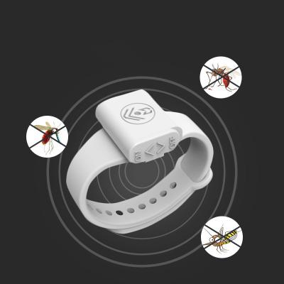 China Smart Kids Cool Ultrasonic Mosquito Repellent Silicone Anti Bracelet watch for sale