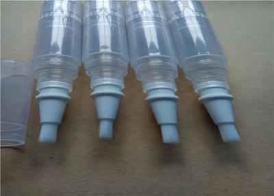 China Zweifach verwendbarer pp.-Lipgloss-Bleistift, der kosmetische heiße stempelnde 121,5 * 15.9mm verpackt zu verkaufen