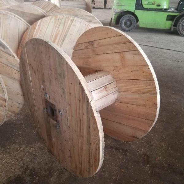 Quality ISPM-15 Certified Wooden Cable Reel Plywood Cable Reel Empty Cable Drum for sale