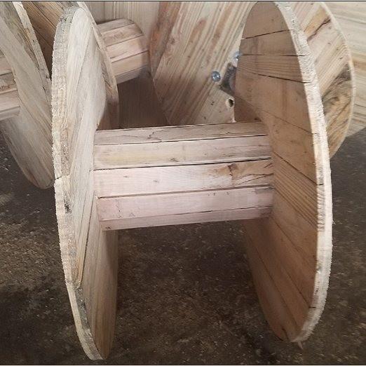 Quality Oak Walnut Empty Wooden Cable Drum Pine Large Wooden Electrical Spools for sale