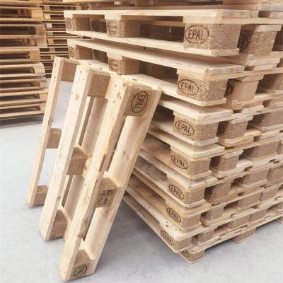 中国 重荷木製輸送パレット 経済的な4方向木製パレット耐久型倉庫 販売のため