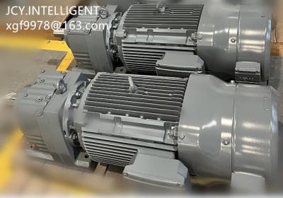 China 230V-400V Helical Inline Gearmotor Custom AC Gearmotors R37 DRS71M4/TF Blauw Grijz Te koop