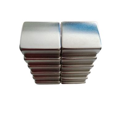 China Strong Permanent N48 Neodymium Arc Magnets For Motor Engine Stator for sale