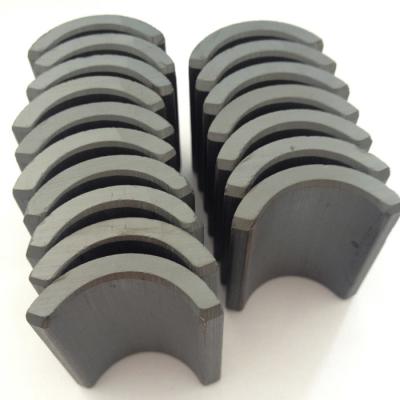 China Small Arc Shape Ceramic Ferrite Magnets Free Energy 365 High Performance for sale