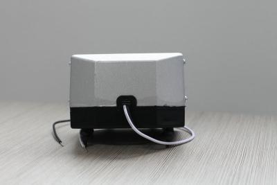 中国 低い振動電磁石の空気圧縮機ポンプ/調節可能なアクアリウムの空気ポンプ 販売のため