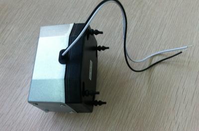 Chine Le compresseur d'air micro de piston industriel pompe l'assortiment pour la chaudière de gaz à vendre