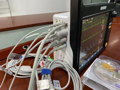 Chine Moniteur patient multilingue de coeur, signes vitaux surveillant des dispositifs anti ODM d'ESU à vendre