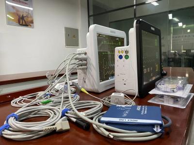China Modularer Patientenmonitor für medizinische Krankenhäuser mit einer Auflösung von 1024 x 768 zu verkaufen