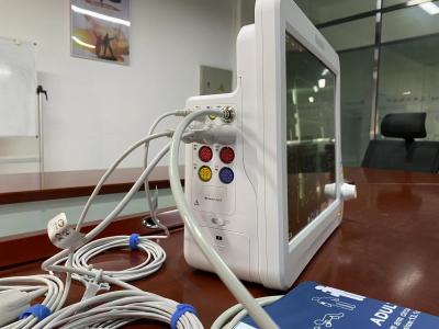 China Medische ICU multiparameter patiëntmonitor 15 inch met touchscreen Te koop