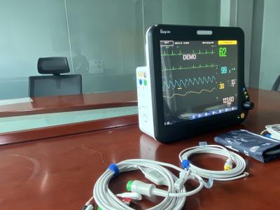 China 15 inch TFT LCD high-end multi parameter patient monitors used in OR/OT, ICU, CCU, neonatal department en venta