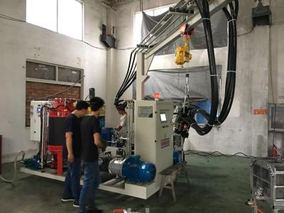 中国 Industrial Polyurethane Foaming Machine Foam Output 20-50kg/Min 販売のため