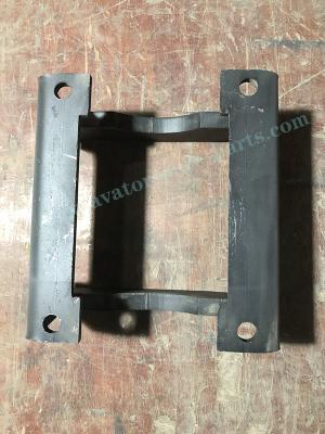 China SK350 Kobelco Excavator Parts LC63D00004P1 Track Guard Abrasion Resistant for sale