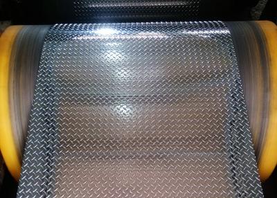 China 0.2 - 8 Mm Thickness Aluminum Tread Plate Textured Surface In Silver / Black for sale