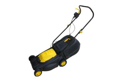 China Light Weight Garden Lawn Mower With Foldable Handle Bar 20-70mm Height for sale