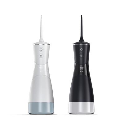 China LCD Screen Oral Irrigator Cordless Water Flosser USB Rechargeable for sale