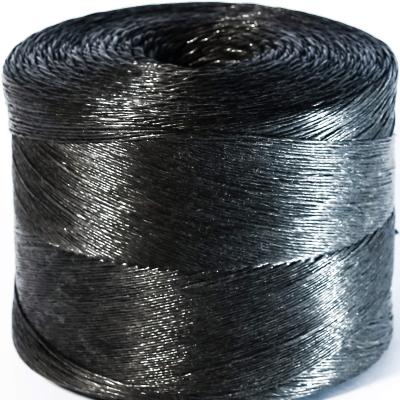 China Durable and Soft Garden Tying Tomato 1800m/kg 1500m/kg Black Twine Split Film Yarn for sale