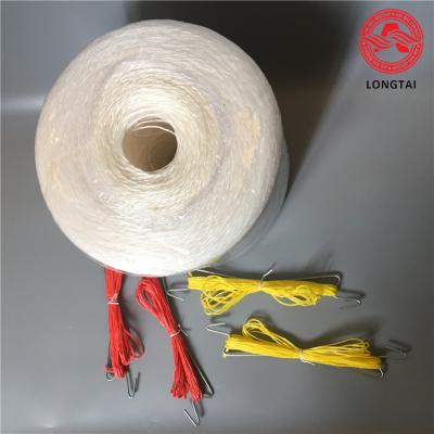 China Hanging Raw White  Tomato Tying Twine With Hook 100% Polypropylene For Agricultural for sale