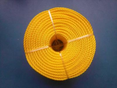 China Cuerda torcida monofilamento de alta resistencia de 3 PP del filamento para embalar, color amarillo en venta
