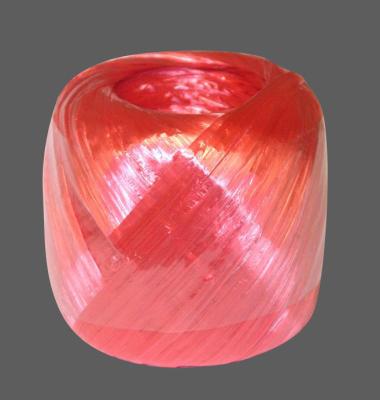 Chine 100 raphia de empaquetage de ficelle de la boule pp de corde de raphia du polypropylène 4-8cm de Vierge à vendre
