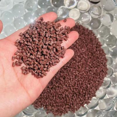 Chine La fibre de verre thermique de la coupure PA66 a renforcé les granules en nylon de polyamide pour le tube en plastique de expulsion de tuyau à vendre
