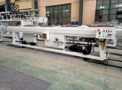 China Máquina de extrusión de tuberías de PVC de HDPE PP Línea de producción de tuberías de plástico 60HZ en venta