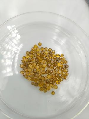 China 3.0 - 3,5 mm HPHT Flat Diamantes cultivados em laboratório HPHT Mono Yellow Diamond Stone à venda