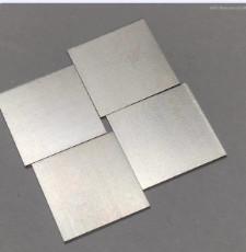 中国 CVD シングルクリスタル 研究室で栽培されたダイヤモンドの種 無色 15x15x0.3mm 販売のため