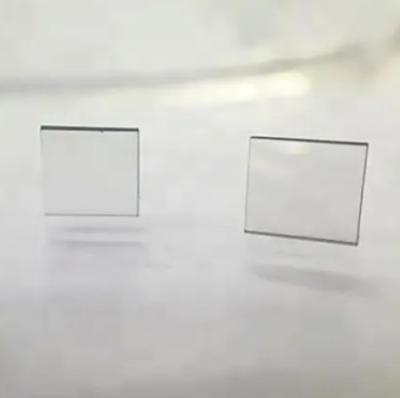 China Semillas de diamante sintético CVD de cristal único 5*5*0,3 herramienta de formación en blanco en venta