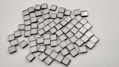 China 3x3x1mm CVD Diamantes cultivados en laboratorio 2PT 110 Placa de diamante de cristal único en venta
