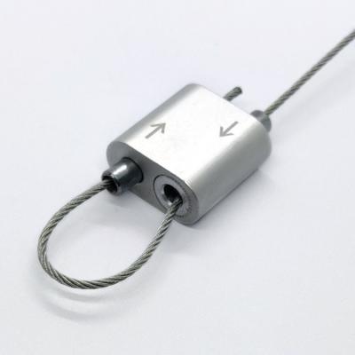 Chine Individu bi-directionnel de bouclage de la pince 7x19 de câble en laiton réglable saisissant la boucle à vendre