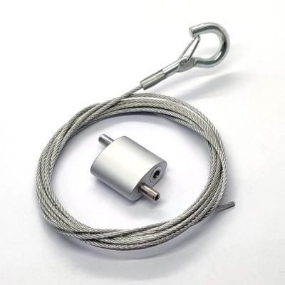 中国 ワイヤー ロープの吊り鎖のホックが付いている調節可能なケーブルの輪になるグリッパー 販売のため