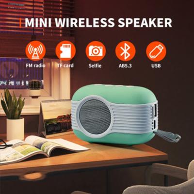 China TWS Connect 500mAh Wireless Portable Bluetooth Speaker 40MM*1 for sale