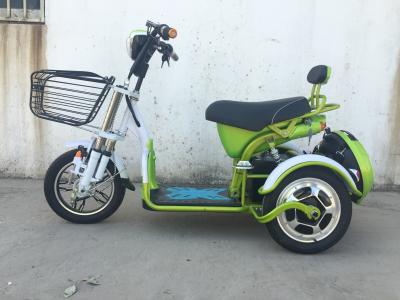 Chine Roues mobiles supérieures du scooter 3 de scooter électrique de tricycle de frein à tambour à vendre