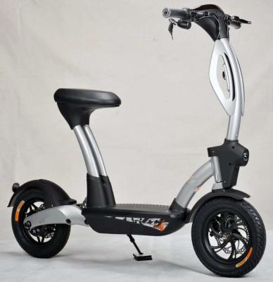 Chine 2- Roulez le scooter d'équilibre électrique de moteur de 250 watts 12 batterie au lithium de la roue 10-15ah de pouce à vendre