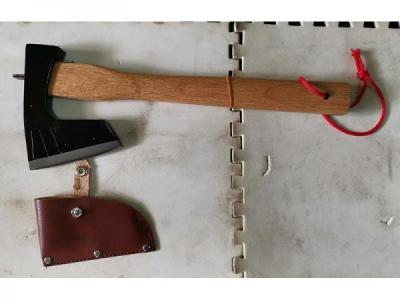 China Leather Blade Protector Hatchet And Axe Camping Hatchet High Frequency Quenching for sale