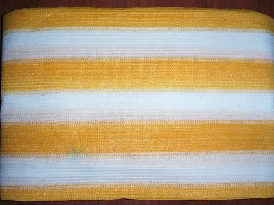 China Yellow And White Anti Uv Balcony Shade Net , Hdpe Raschel Knitted Netting for sale