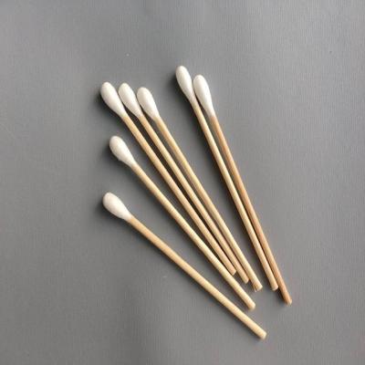 China Disposable Non Sterile Long Wooden Cotton Swabs 100 Pcs / Bag For Hospital for sale
