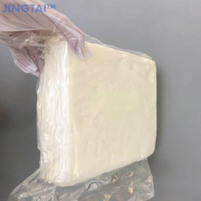 Chine Technologie scellée ultrasonique de bord de chiffon de nettoyage non pelucheux d'affichage à cristaux liquides 105 G/m2 à vendre