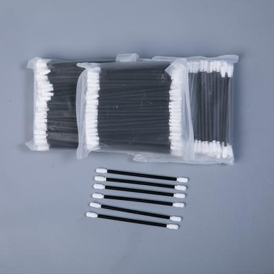 China Optics Industry Foam Cleaning Swabs 100 Pcs / Bag With Black PP Stick for sale