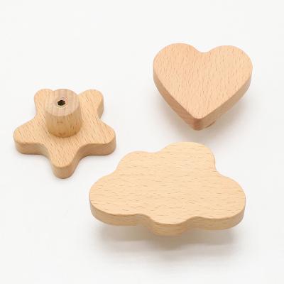 China Wooden Star Moon Furniture Knobs Pulls Drawer Knobs For Children Room for sale