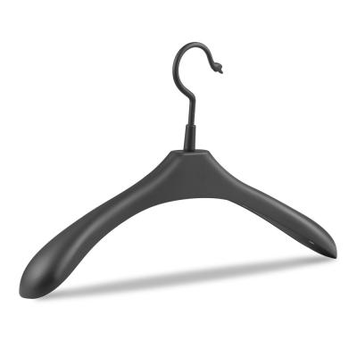 China 270*450mm Hotel Wide Shoulder Metal Clothes Hanger For Male for sale