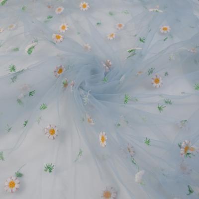 Chine Les robes ont perlé le tissu de dentelle brodé par paillette nette molle à vendre