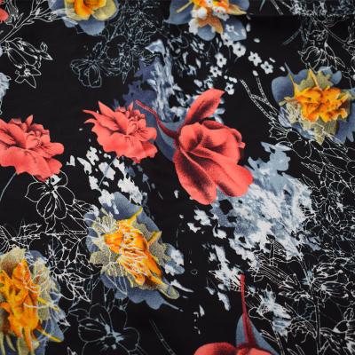 China Floral llano suave de la tela de rayón viscoso impreso 100% para la boda del vestido en venta