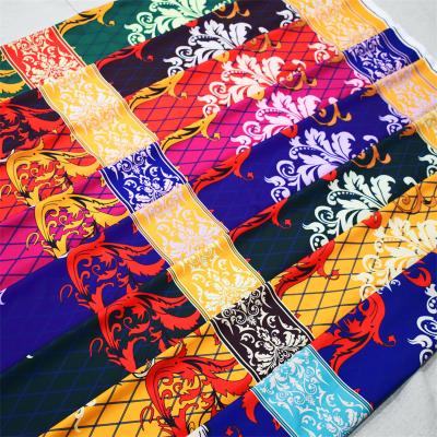 Chine Tissu de polyester de noir d'ODM pour la décoration des vêtements DIY à vendre